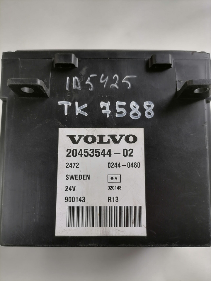 Volvo Ecu, VECU 20453544 - Calculator de bord pentru Camion: Foto 3 Volvo Ecu, VECU 20453544 - Calculator de bord pentru Camion: Foto 3
