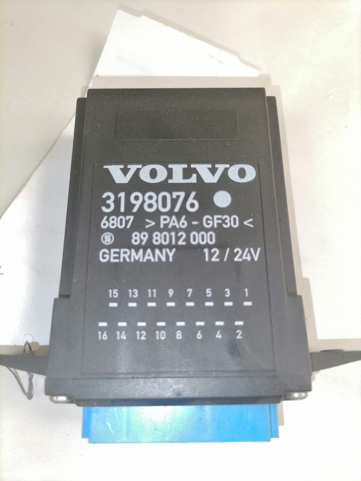 Volvo Ecu, door lock 3198076 - Calculator de bord pentru Camion: Foto 3 Volvo Ecu, door lock 3198076 - Calculator de bord pentru Camion: Foto 3