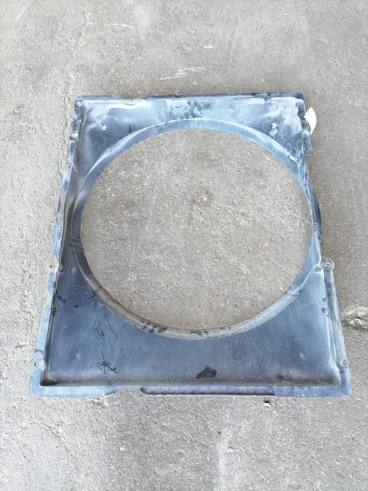 Volvo Fan shroud 3183757 - Radiator pentru Camion: Foto 3 Volvo Fan shroud 3183757 - Radiator pentru Camion: Foto 3