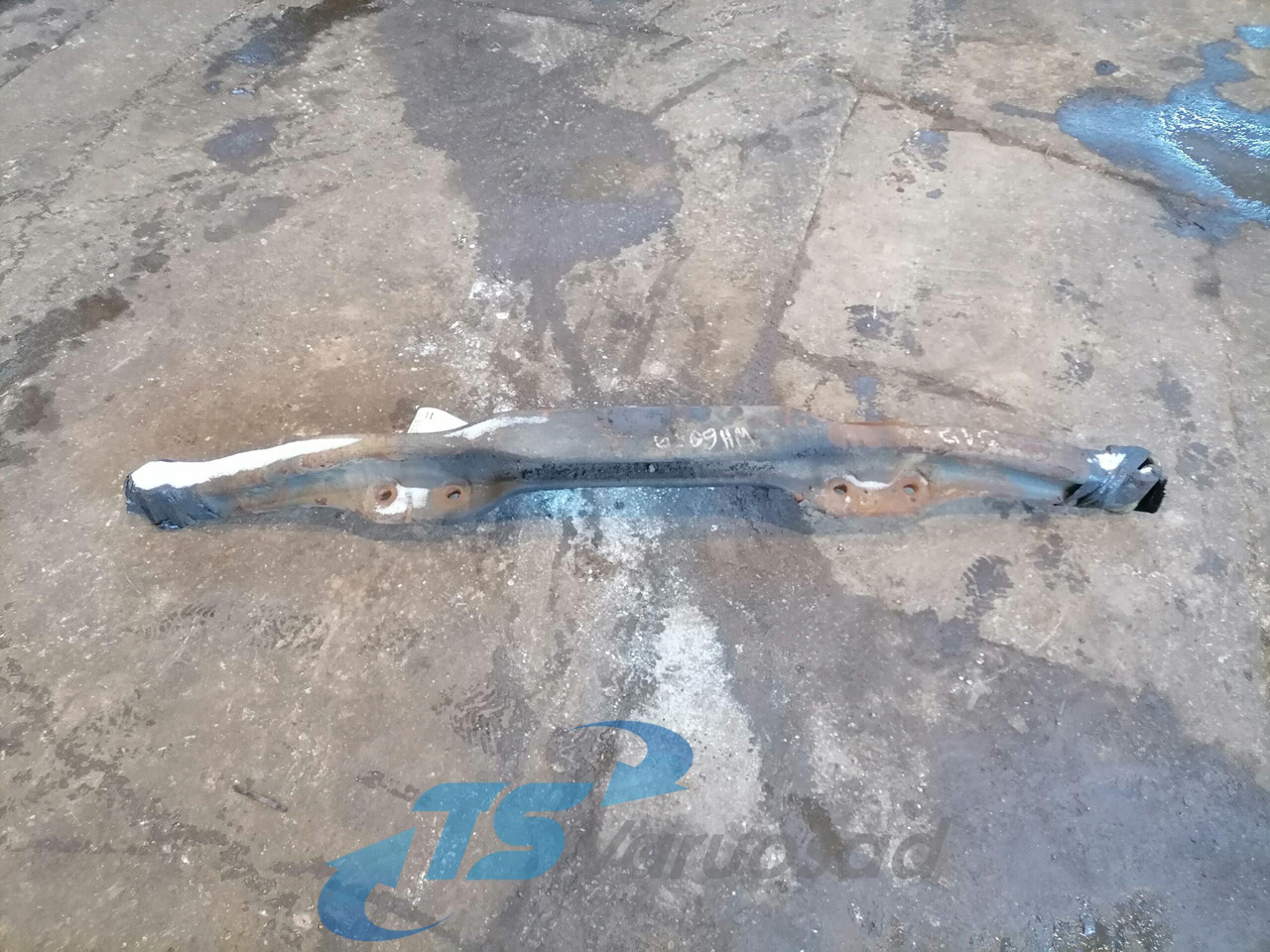 Volvo First axel housing 20581079 - Axă față pentru Camion: Foto 1 Volvo First axel housing 20581079 - Axă față pentru Camion: Foto 1