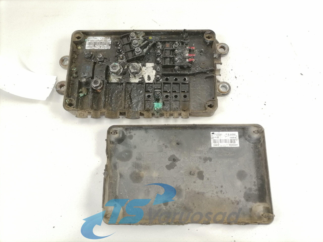 Volvo Fuse box 21717590 - Siguranță pentru Camion: Foto 4 Volvo Fuse box 21717590 - Siguranță pentru Camion: Foto 4