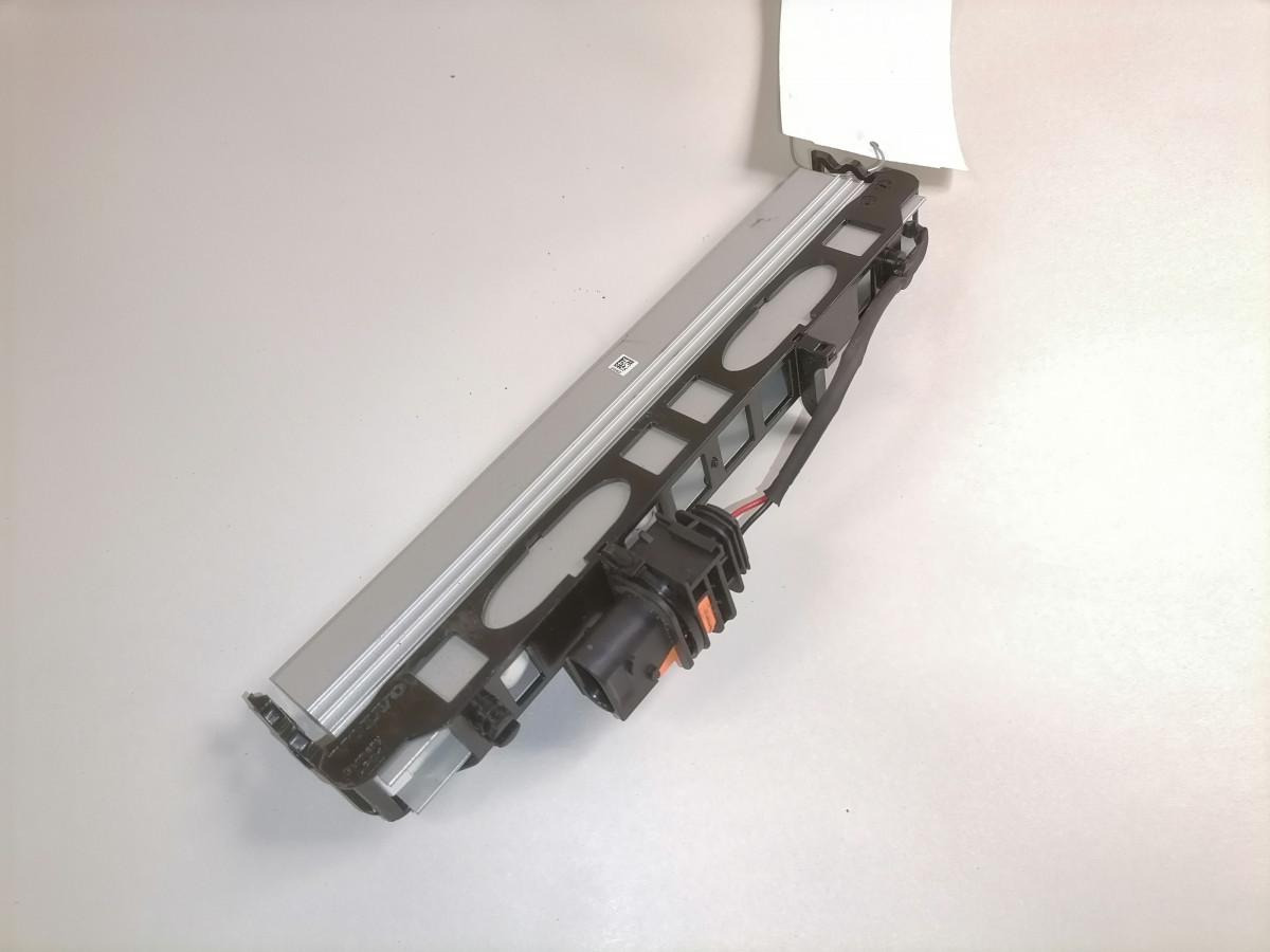 Volvo Kabiini reklaamvalgusti 82329165 - Lumină pentru Camion: Foto 4 Volvo Kabiini reklaamvalgusti 82329165 - Lumină pentru Camion: Foto 4