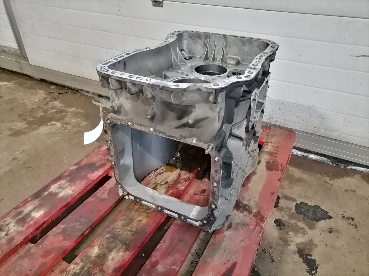 Volvo Käigukasti korpus 20790787 - Cutie de viteze și piese pentru Camion: Foto 1 Volvo Käigukasti korpus 20790787 - Cutie de viteze și piese pentru Camion: Foto 1