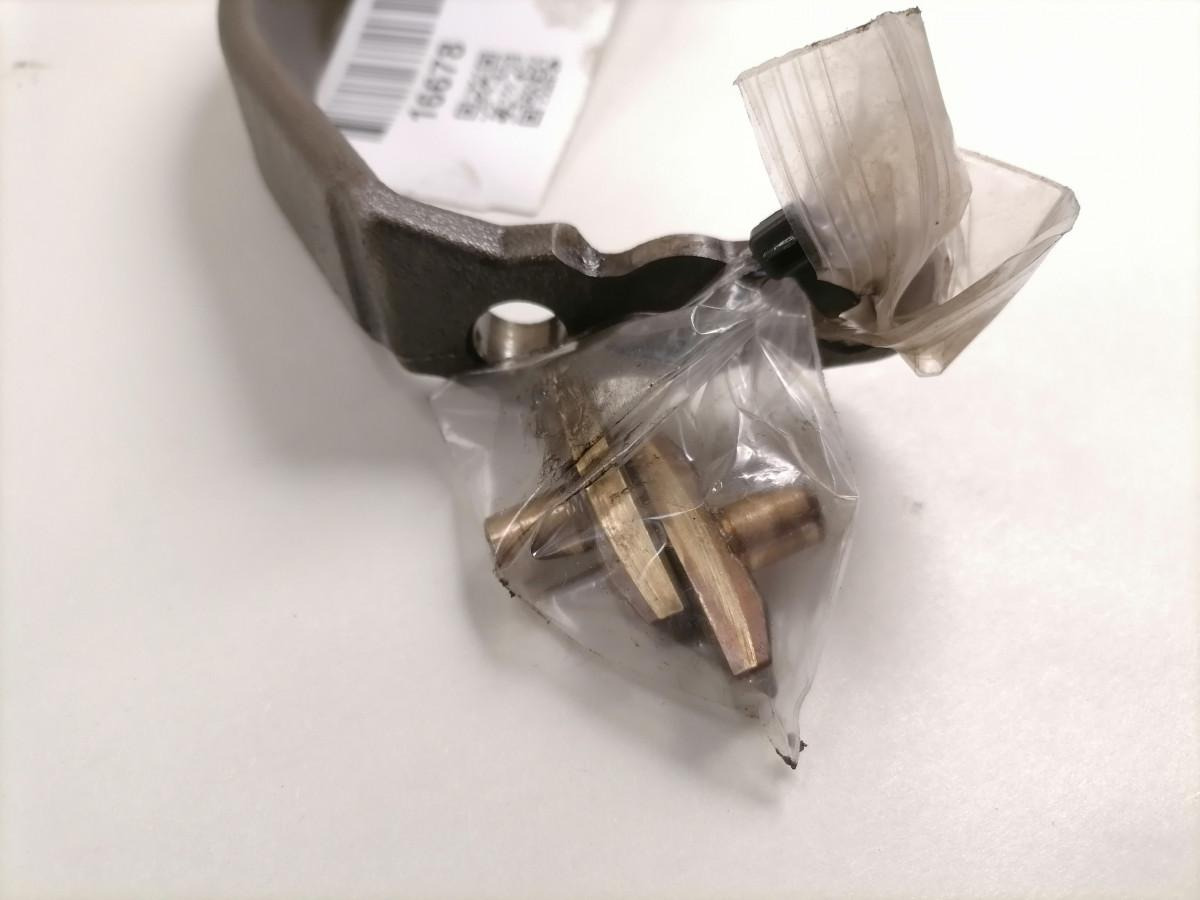 Volvo Käiguvahetus kahvel 1324406003 - Cutie de viteze și piese pentru Camion: Foto 4 Volvo Käiguvahetus kahvel 1324406003 - Cutie de viteze și piese pentru Camion: Foto 4