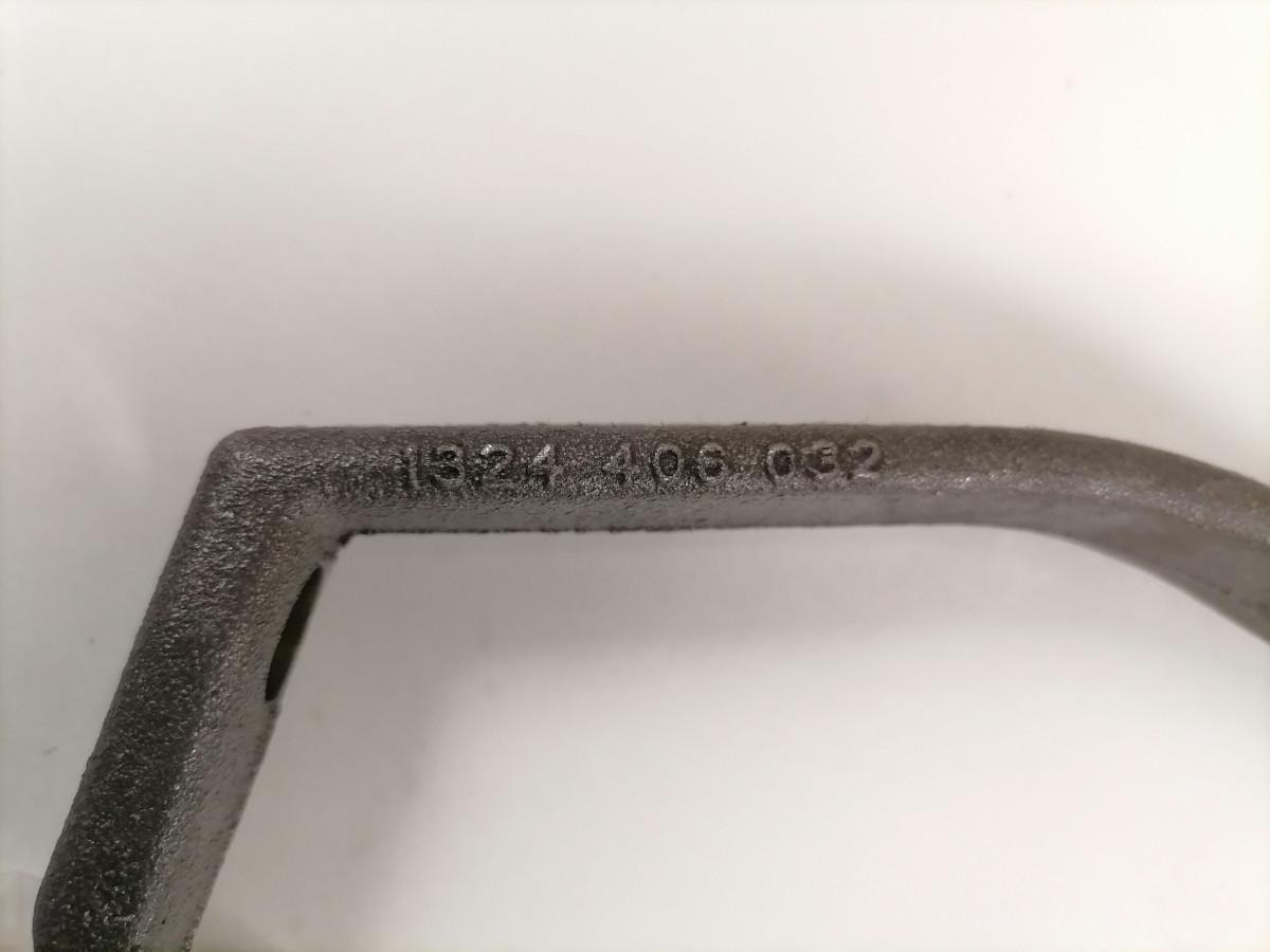 Volvo Käiguvahetus kahvel 1324406032 - Cutie de viteze și piese pentru Camion: Foto 4 Volvo Käiguvahetus kahvel 1324406032 - Cutie de viteze și piese pentru Camion: Foto 4