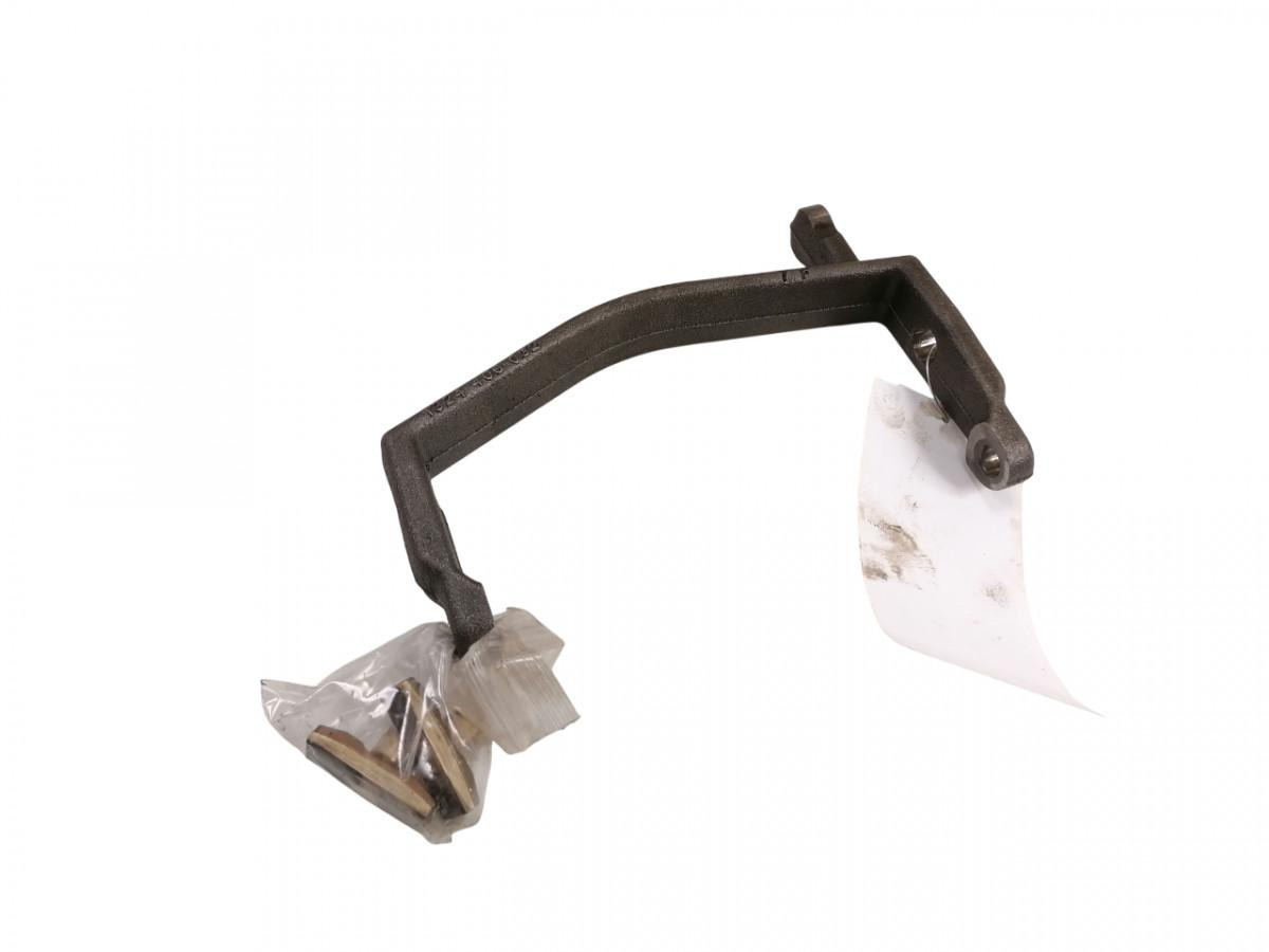 Volvo Käiguvahetus kahvel 1324406032 - Cutie de viteze și piese pentru Camion: Foto 1 Volvo Käiguvahetus kahvel 1324406032 - Cutie de viteze și piese pentru Camion: Foto 1