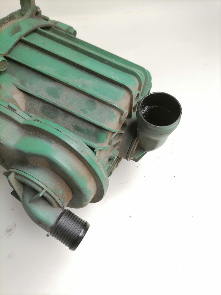 Volvo Karterituulutuse õliaurude separaator 21373007 - Carter pentru Camion: Foto 5 Volvo Karterituulutuse õliaurude separaator 21373007 - Carter pentru Camion: Foto 5