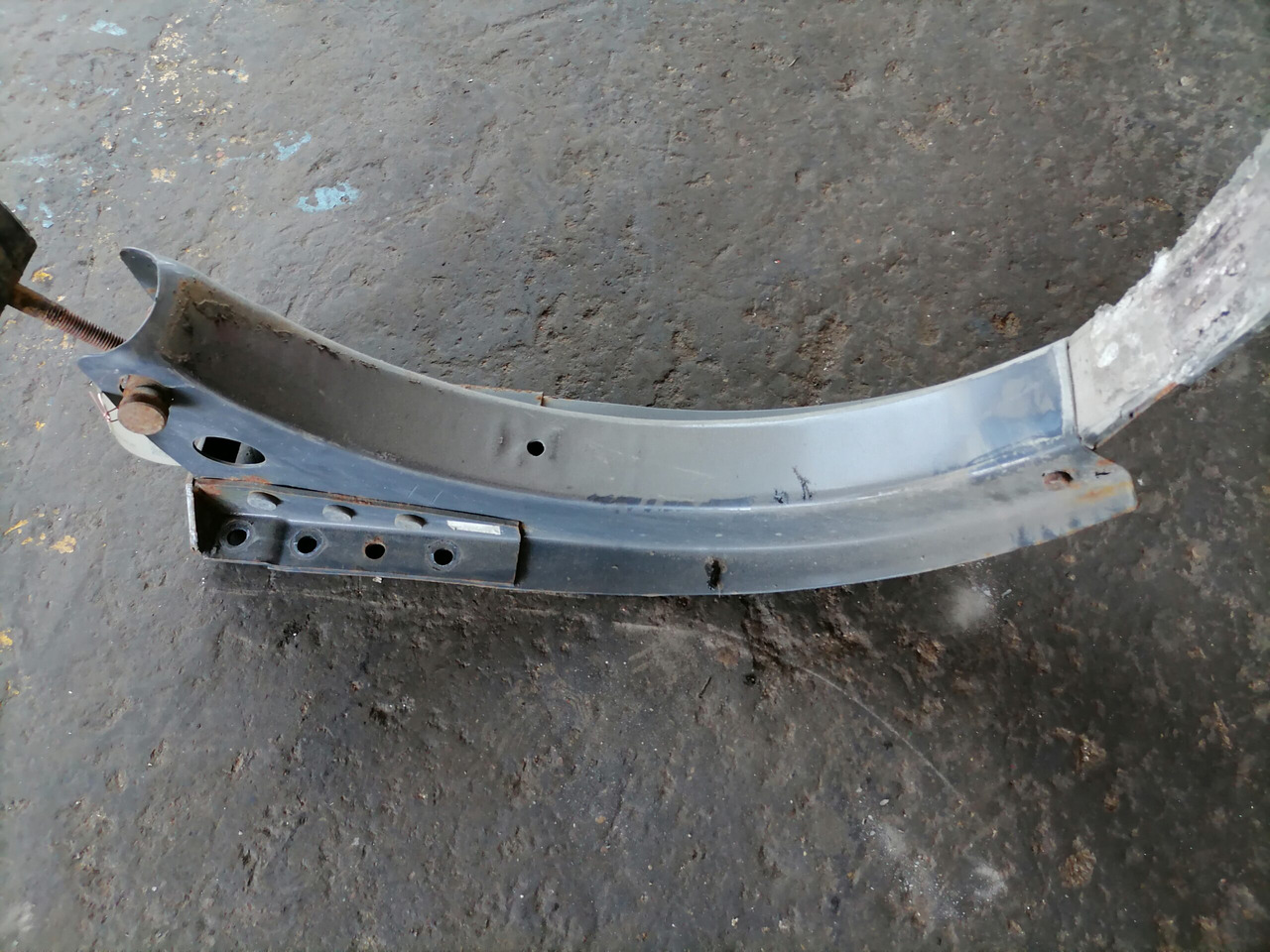 Volvo Kütusepaagi kandur, Volvo 20526488 - Rezervor combustibil pentru Camion: Foto 4 Volvo Kütusepaagi kandur, Volvo 20526488 - Rezervor combustibil pentru Camion: Foto 4