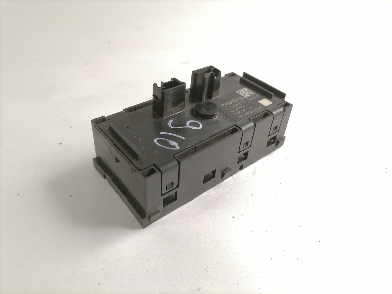 Volvo Lülitite moodul 22026373 - Cabină pentru Camion: Foto 3 Volvo Lülitite moodul 22026373 - Cabină pentru Camion: Foto 3