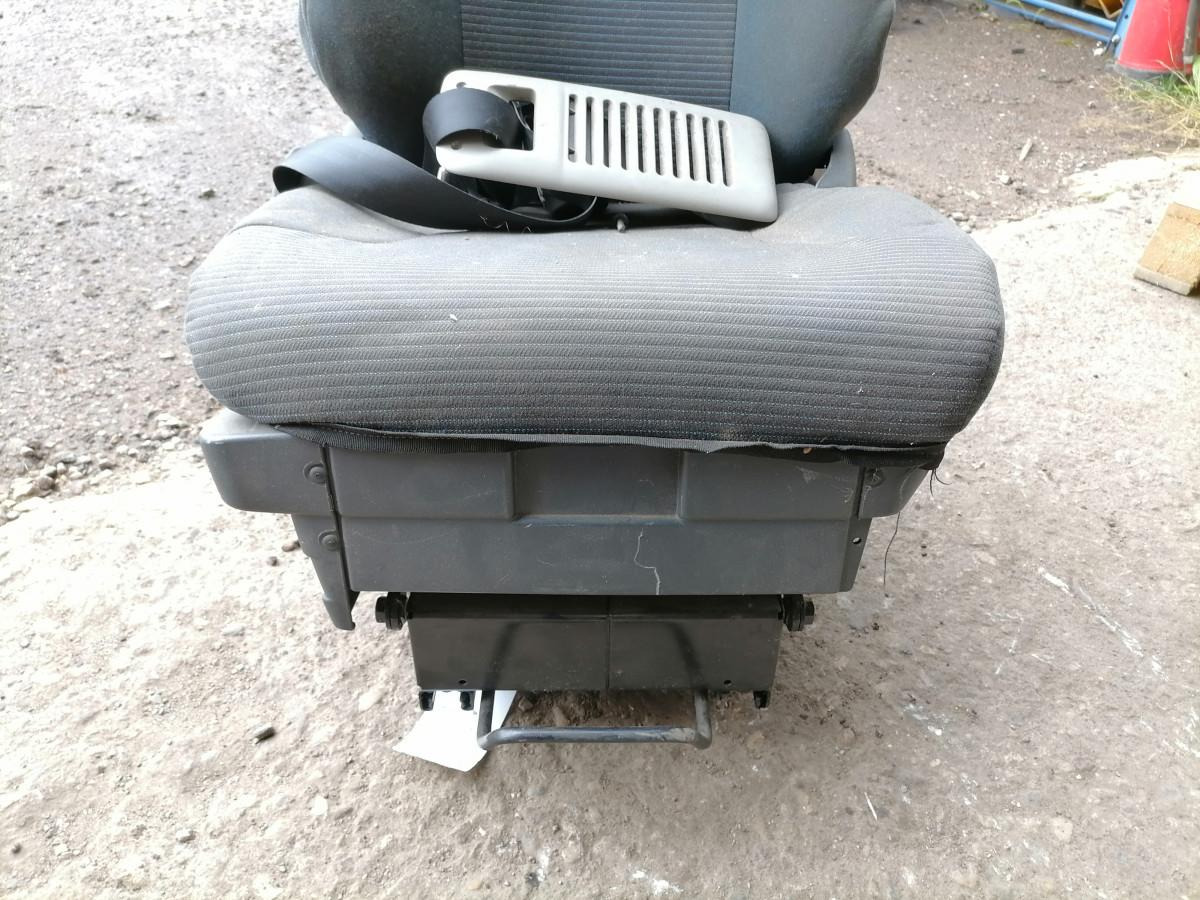 Volvo Passenger seat 7420862569 - Scaun pentru Camion: Foto 4 Volvo Passenger seat 7420862569 - Scaun pentru Camion: Foto 4