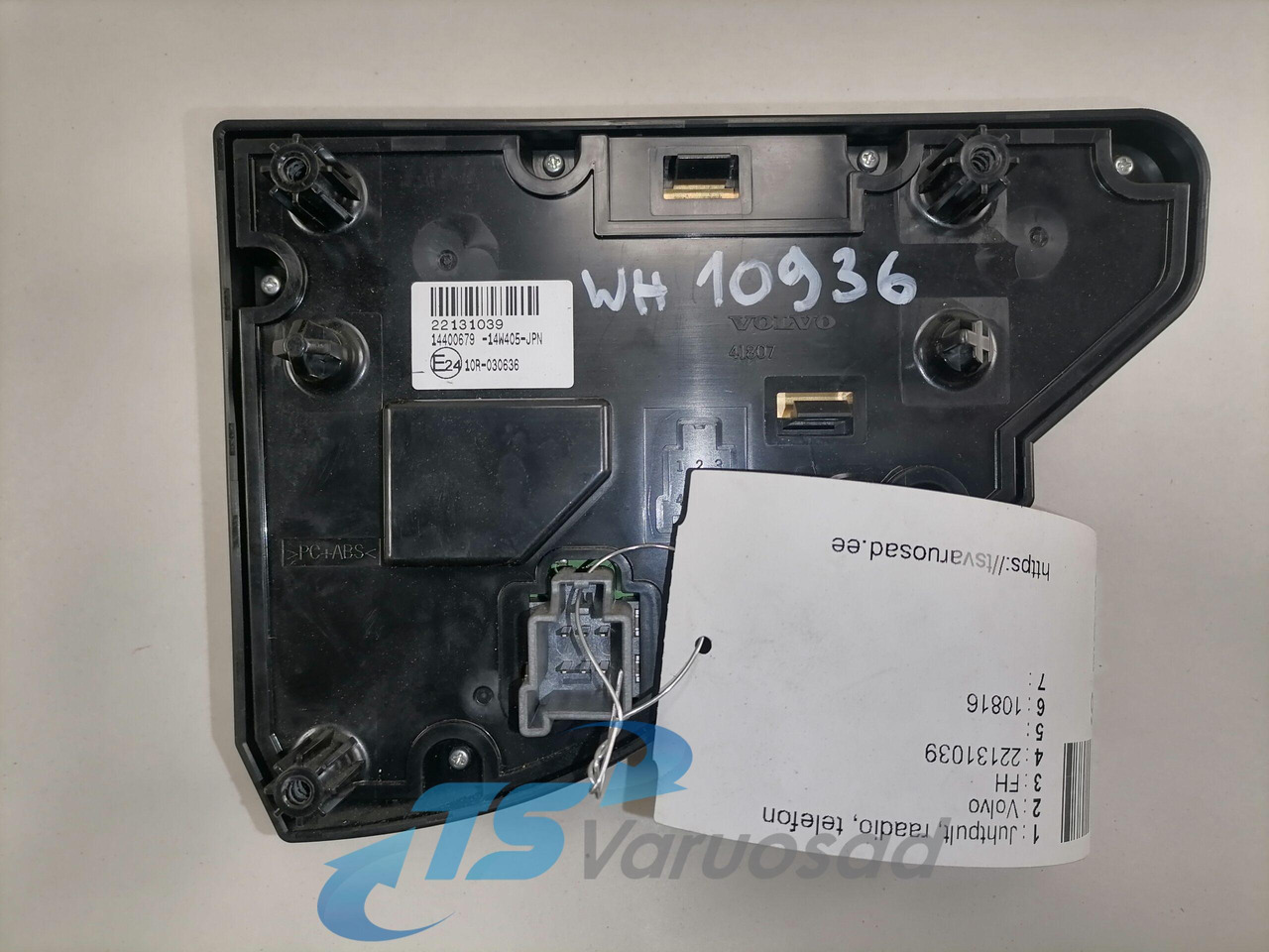 Volvo Radio / Telefon 22131039 - Sistem electric pentru Camion: Foto 3 Volvo Radio / Telefon 22131039 - Sistem electric pentru Camion: Foto 3