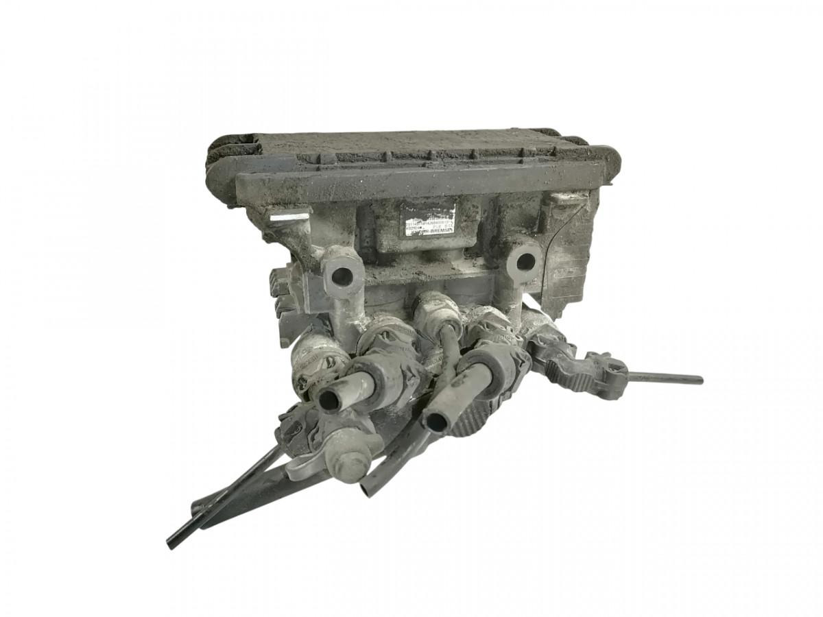 Volvo Rear axel brake pressure control valve 21114975 - Supapă frână pentru Camion: Foto 1 Volvo Rear axel brake pressure control valve 21114975 - Supapă frână pentru Camion: Foto 1