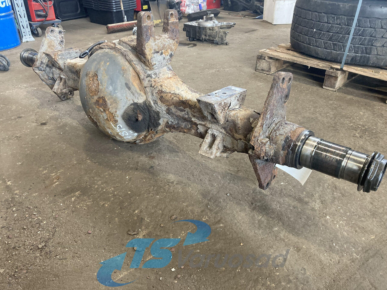 Volvo Rear axel housing 20815215 - Punte şi piese pentru Camion: Foto 3 Volvo Rear axel housing 20815215 - Punte şi piese pentru Camion: Foto 3