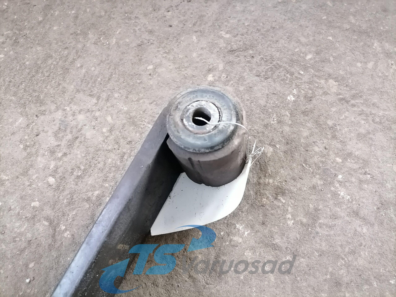 Volvo Spring 20709190 - Primăvară suspensie/ Foi de arc suspensie pentru Camion: Foto 3 Volvo Spring 20709190 - Primăvară suspensie/ Foi de arc suspensie pentru Camion: Foto 3