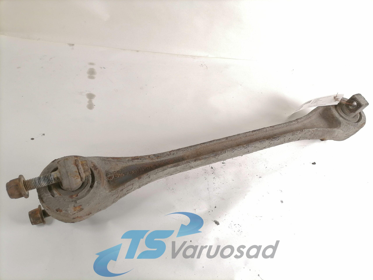 Volvo Torque rod 20517494 - Punte şi piese pentru Camion: Foto 2 Volvo Torque rod 20517494 - Punte şi piese pentru Camion: Foto 2