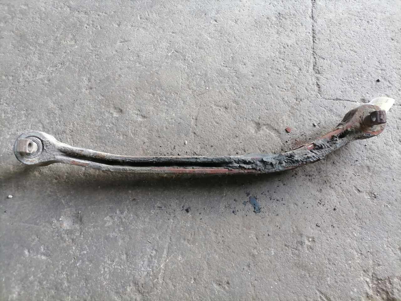 Volvo Torque rod 3986358 - Punte şi piese pentru Camion: Foto 2 Volvo Torque rod 3986358 - Punte şi piese pentru Camion: Foto 2