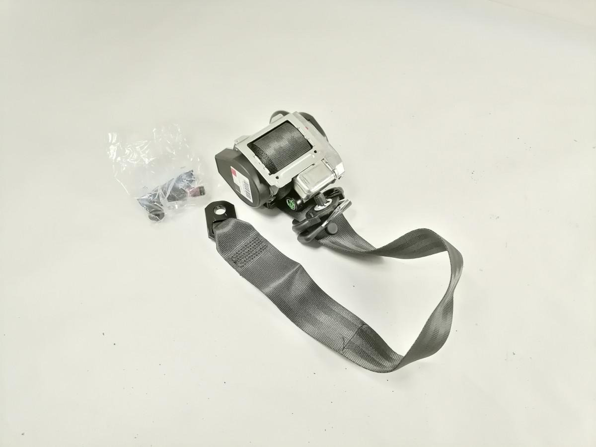 Volvo Turvavöö 84161751 - Scaun pentru Camion: Foto 3 Volvo Turvavöö 84161751 - Scaun pentru Camion: Foto 3