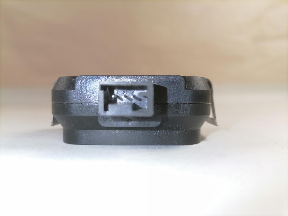 Volvo Vihmasensor 22106864 - Calculator de bord pentru Camion: Foto 5 Volvo Vihmasensor 22106864 - Calculator de bord pentru Camion: Foto 5