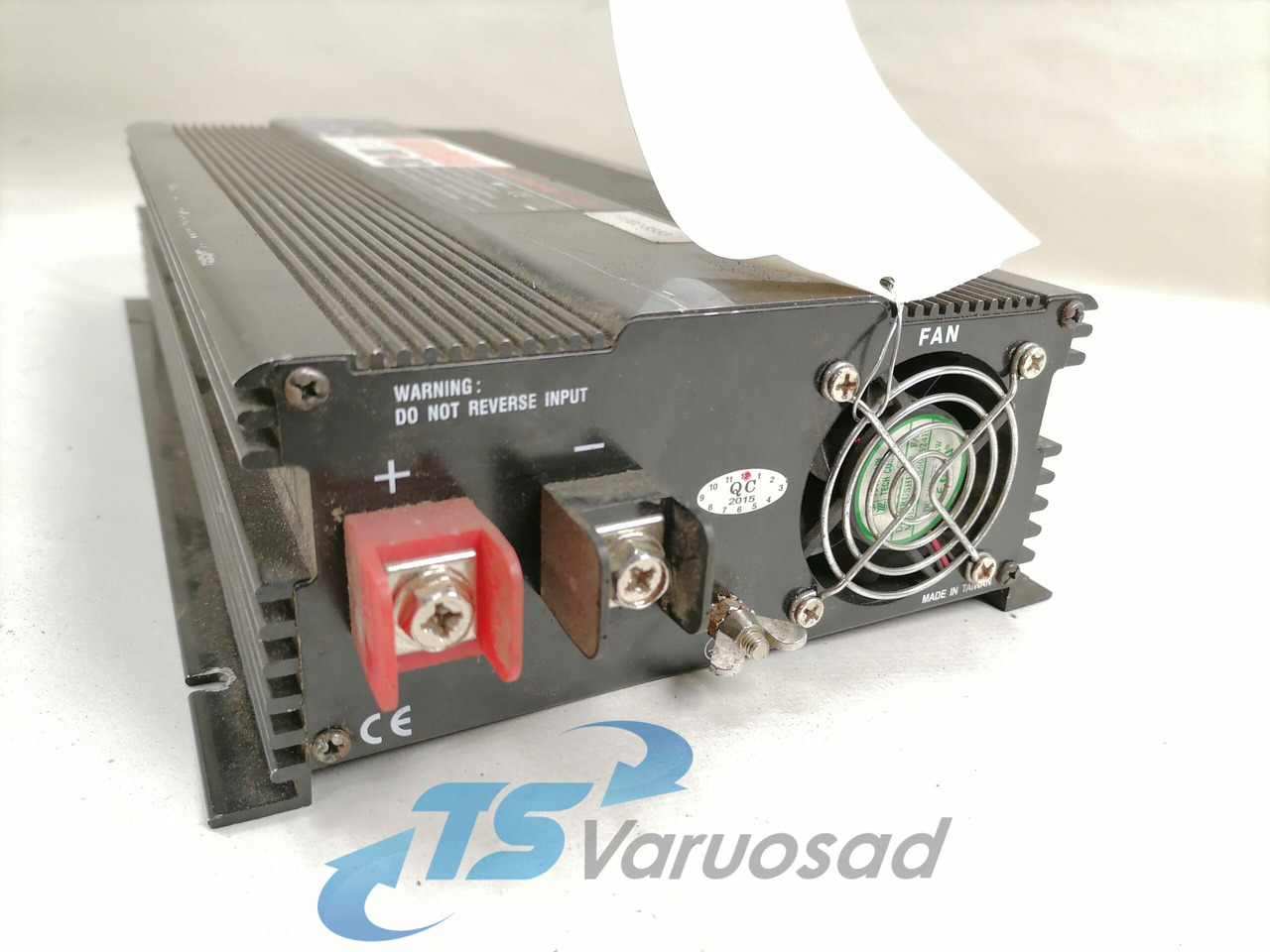 Volvo Voltage converter 17028553 - Sistem electric pentru Camion: Foto 4 Volvo Voltage converter 17028553 - Sistem electric pentru Camion: Foto 4