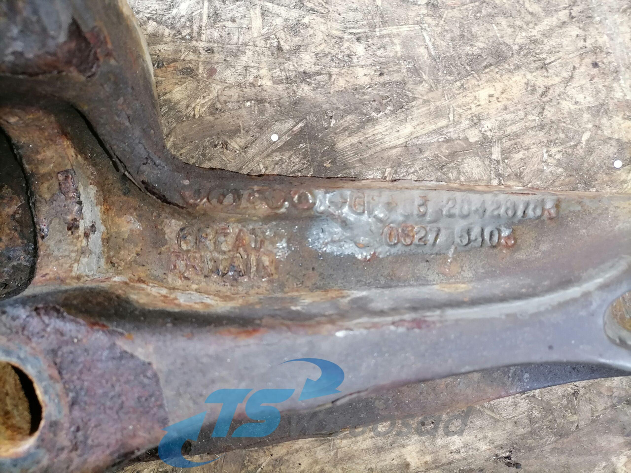 Volvo Volvo drive axle / axle mounting / airbag carrier 20428753 - Punte şi piese pentru Camion: Foto 3 Volvo Volvo drive axle / axle mounting / airbag carrier 20428753 - Punte şi piese pentru Camion: Foto 3