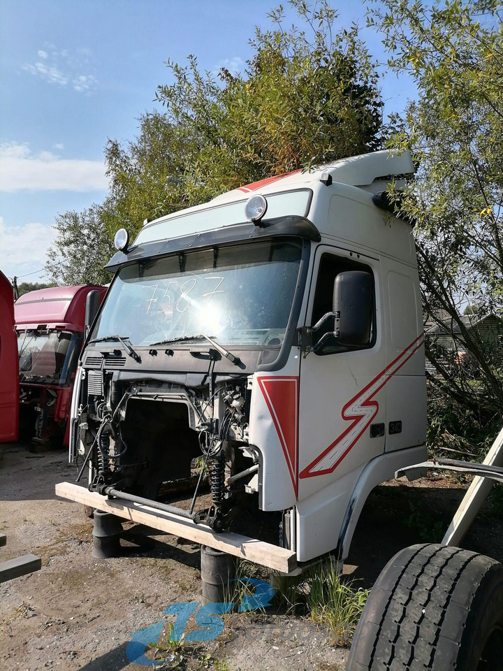 Volvo Volvo kabiin 3091788 - Cabină și interior pentru Camion: Foto 4 Volvo Volvo kabiin 3091788 - Cabină și interior pentru Camion: Foto 4