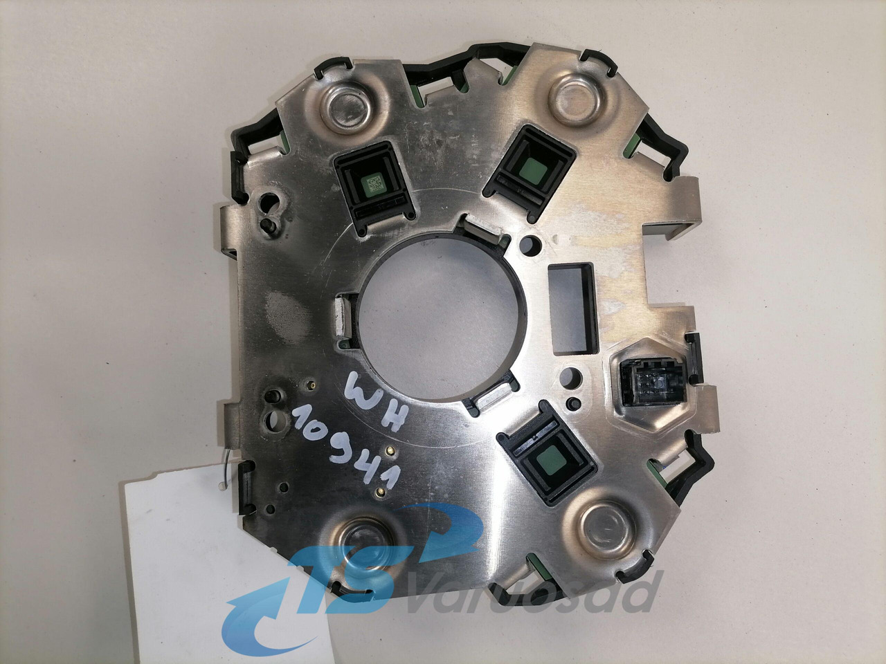 Volvo Volvo rooli lülitite kandur 21601029 - Cabină pentru Camion: Foto 3 Volvo Volvo rooli lülitite kandur 21601029 - Cabină pentru Camion: Foto 3