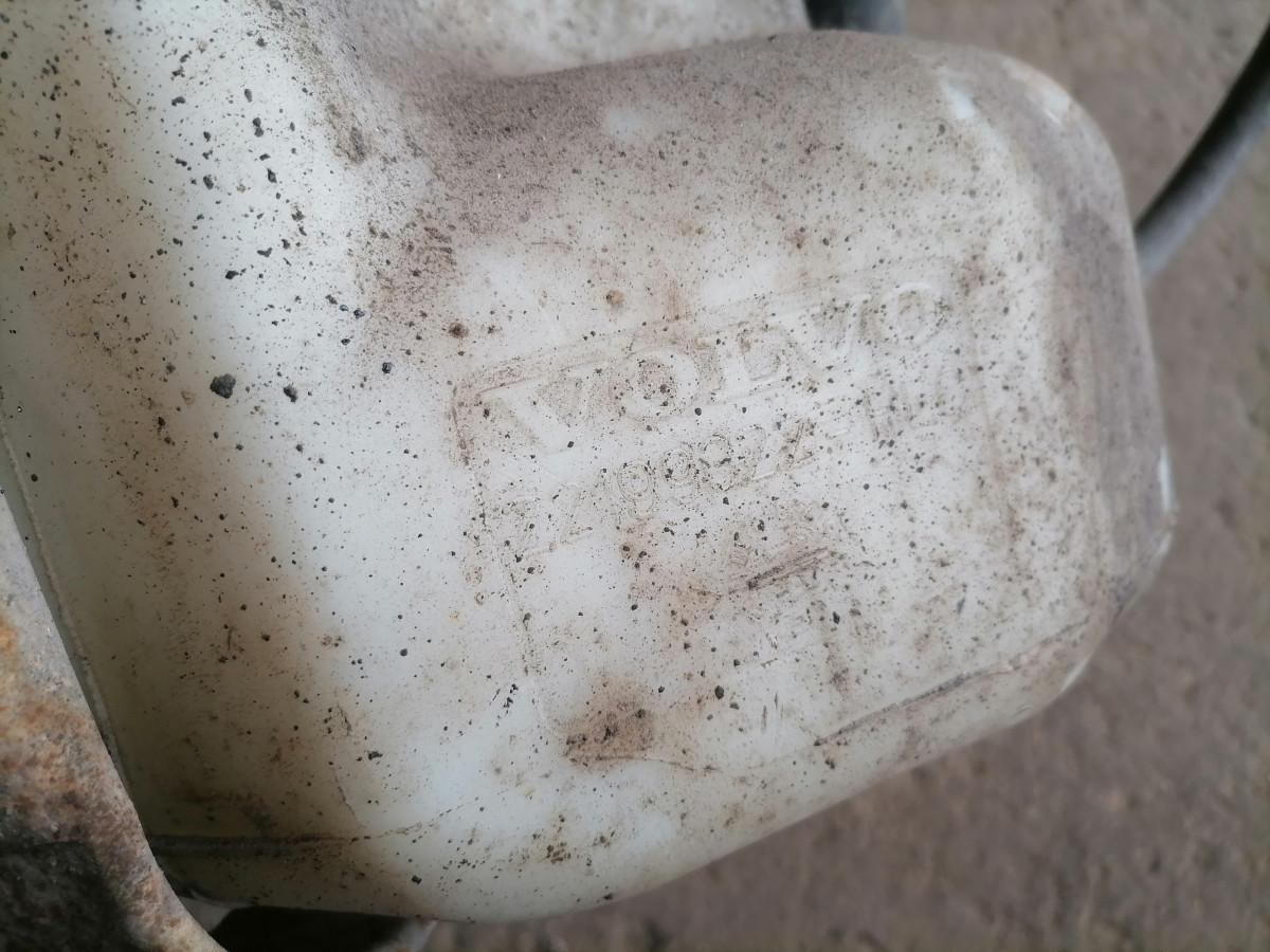 Volvo Windscreen washer fluid tank 22199322 - Ștergător pentru Camion: Foto 2 Volvo Windscreen washer fluid tank 22199322 - Ștergător pentru Camion: Foto 2