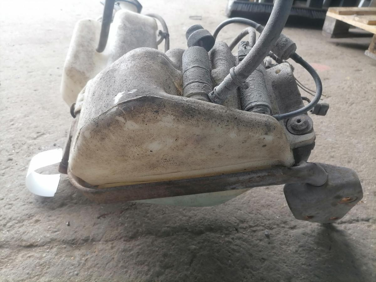 Volvo Windscreen washer fluid tank 22199322 - Ștergător pentru Camion: Foto 3 Volvo Windscreen washer fluid tank 22199322 - Ștergător pentru Camion: Foto 3