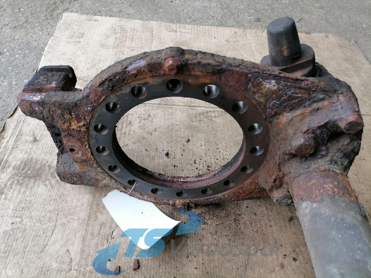 Volvo Z piduri korpus 3092465 - Piesa universala pentru Camion: Foto 2 Volvo Z piduri korpus 3092465 - Piesa universala pentru Camion: Foto 2