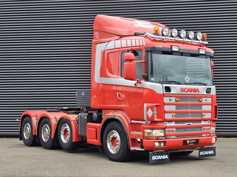 Scania R 164.580 8x4-4 / MANUAL / RETARDER / BIG AXLE / 150T - Cap tractor: Foto 4 Scania R 164.580 8x4-4 / MANUAL / RETARDER / BIG AXLE / 150T - Cap tractor: Foto 4