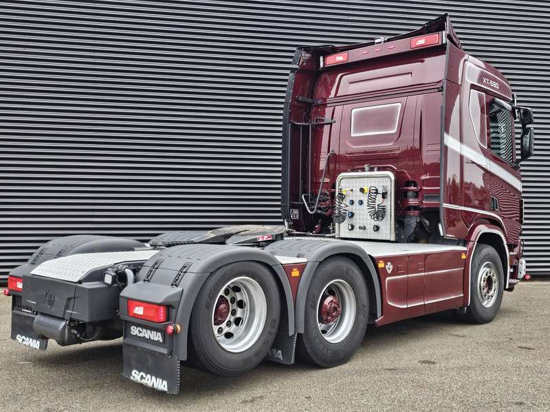 Scania R580 V8 XT / 6x2 BOOGIE / RETARDER / HYDRAULIC / 80T - Cap tractor: Foto 4 Scania R580 V8 XT / 6x2 BOOGIE / RETARDER / HYDRAULIC / 80T - Cap tractor: Foto 4