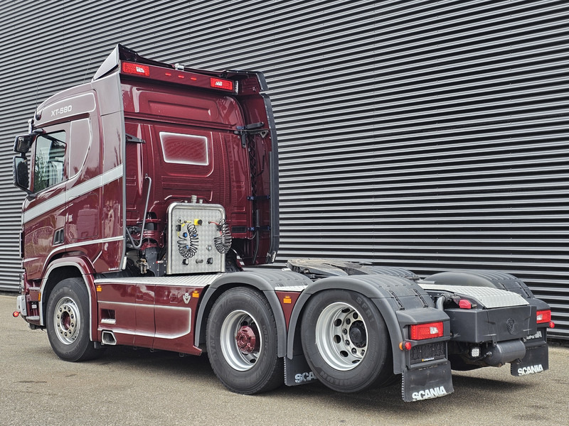 Scania R580 V8 XT / 6x2 BOOGIE / RETARDER / HYDRAULIC / 80T - Cap tractor: Foto 3 Scania R580 V8 XT / 6x2 BOOGIE / RETARDER / HYDRAULIC / 80T - Cap tractor: Foto 3