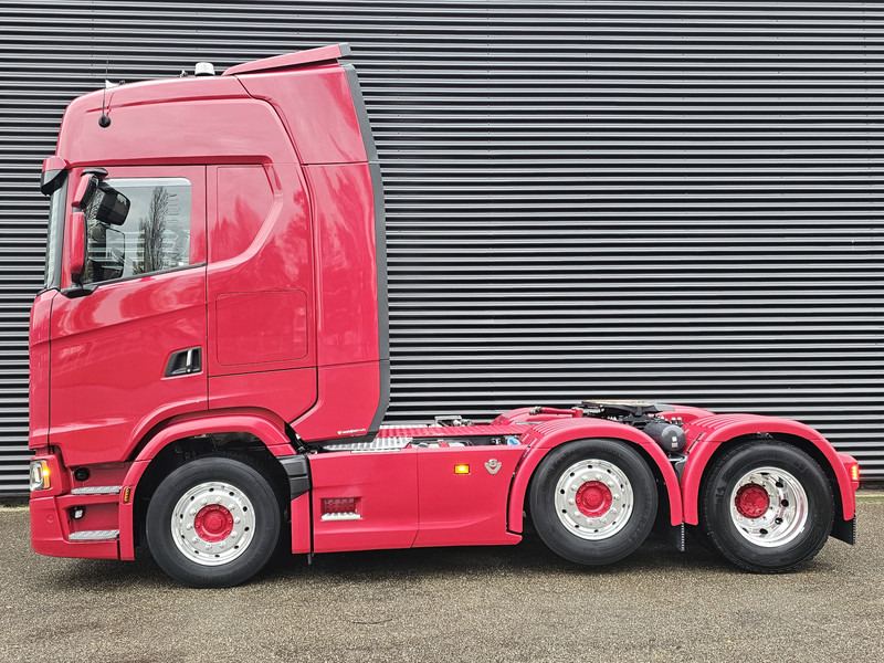 Scania S660 V8 6x2/4 / RETARDER / HYDRAULIC / FULL AIR - Cap tractor: Foto 4 Scania S660 V8 6x2/4 / RETARDER / HYDRAULIC / FULL AIR - Cap tractor: Foto 4