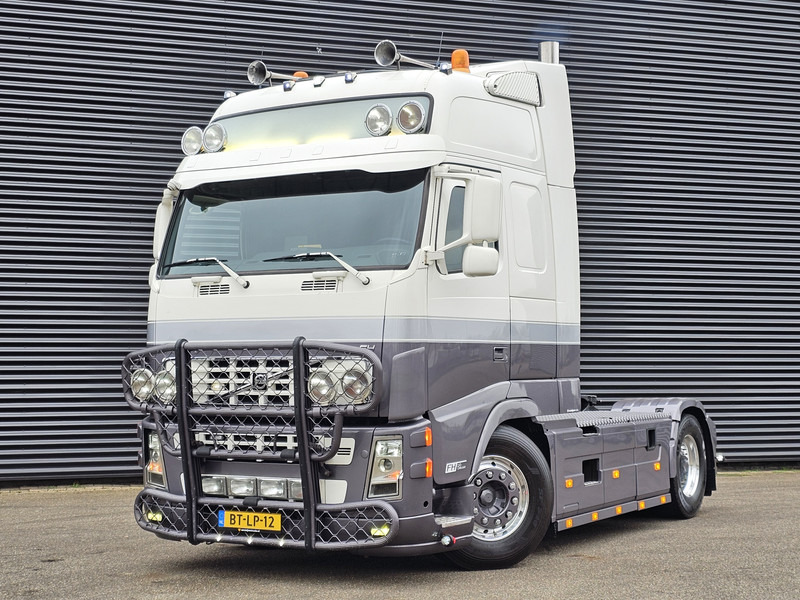 Volvo FH400 / SHOWTRUCK / SPECIAL / EXHAUST VALVE / 4X2 - Cap tractor: Foto 1 Volvo FH400 / SHOWTRUCK / SPECIAL / EXHAUST VALVE / 4X2 - Cap tractor: Foto 1