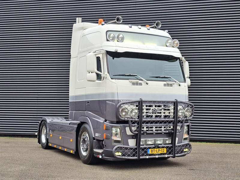 Volvo FH400 / SHOWTRUCK / SPECIAL / EXHAUST VALVE / 4X2 - Cap tractor: Foto 2 Volvo FH400 / SHOWTRUCK / SPECIAL / EXHAUST VALVE / 4X2 - Cap tractor: Foto 2