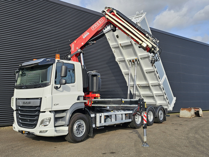 DAF CF 530 8x4-4 / FASSI 27.5 t/m CRANE + TIPPER - Camion cu macara: Foto 2 DAF CF 530 8x4-4 / FASSI 27.5 t/m CRANE + TIPPER - Camion cu macara: Foto 2