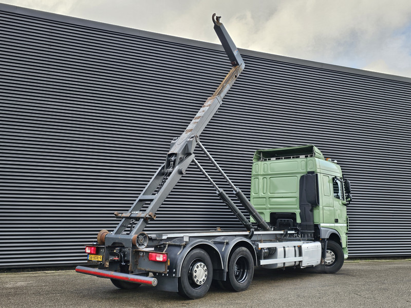 DAF XF 460 6x2 SPACECAB / HOOKLIFT / ABROLKIPPER - Camion cu cârlig: Foto 3 DAF XF 460 6x2 SPACECAB / HOOKLIFT / ABROLKIPPER - Camion cu cârlig: Foto 3