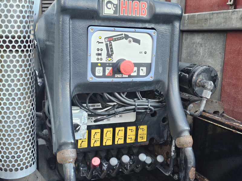 MAN TGL 12.220 / HIAB CRANE / MACHINE TRANSPORT - Camion platformă, Camion cu macara: Foto 3 MAN TGL 12.220 / HIAB CRANE / MACHINE TRANSPORT - Camion platformă, Camion cu macara: Foto 3