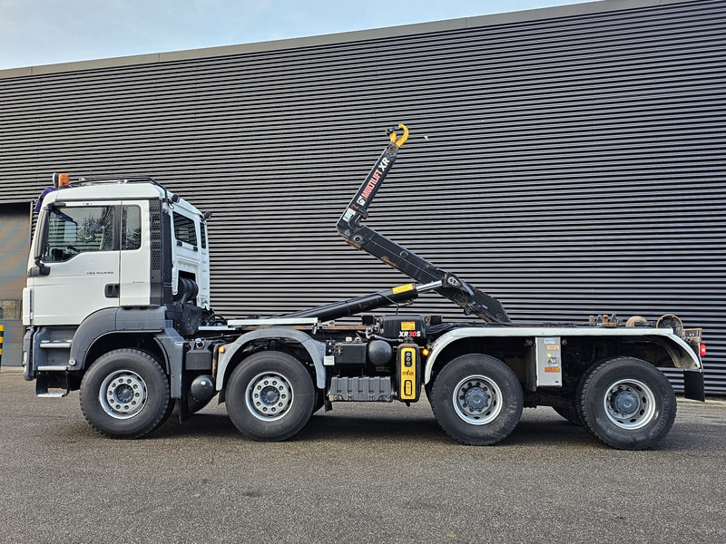 MAN TGS 41.440 / 8X4 / HIAB 30T HOOKLIFT / BH - Camion cu cârlig: Foto 2 MAN TGS 41.440 / 8X4 / HIAB 30T HOOKLIFT / BH - Camion cu cârlig: Foto 2