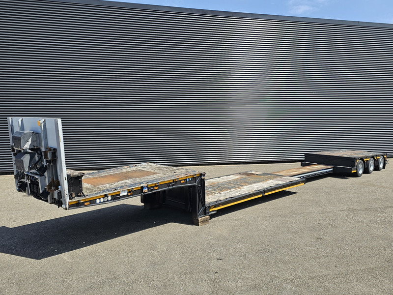 MEUSBURGER MPG 3 / LOW BED / EXTENDABLE / 3 x STEERING AXLE - Semiremorcă transport agabaritic: Foto 1 MEUSBURGER MPG 3 / LOW BED / EXTENDABLE / 3 x STEERING AXLE - Semiremorcă transport agabaritic: Foto 1