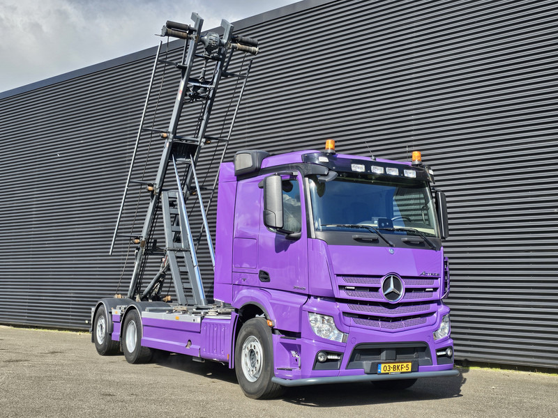 Mercedes-Benz AROCS 3345 / 6x2 / CABLE-CONTAINER SYSTEM - Camion cu sistem de cablu: Foto 2 Mercedes-Benz AROCS 3345 / 6x2 / CABLE-CONTAINER SYSTEM - Camion cu sistem de cablu: Foto 2