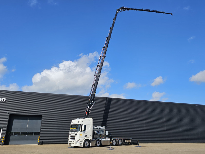 Scania R590 V8 / 8X2 / HIAB 1188 + JIB + WINCH - Camion cu macara: Foto 4 Scania R590 V8 / 8X2 / HIAB 1188 + JIB + WINCH - Camion cu macara: Foto 4