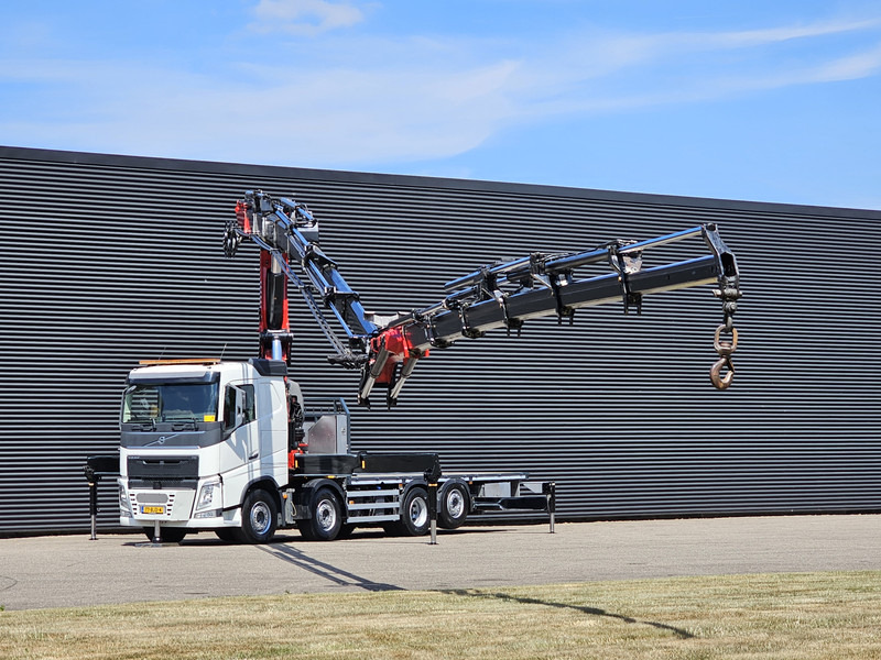 Volvo FH 540 8x2/6 / 85 t/m CRANE + JIB / KRAN / RETARDER - Camion cu macara: Foto 4 Volvo FH 540 8x2/6 / 85 t/m CRANE + JIB / KRAN / RETARDER - Camion cu macara: Foto 4
