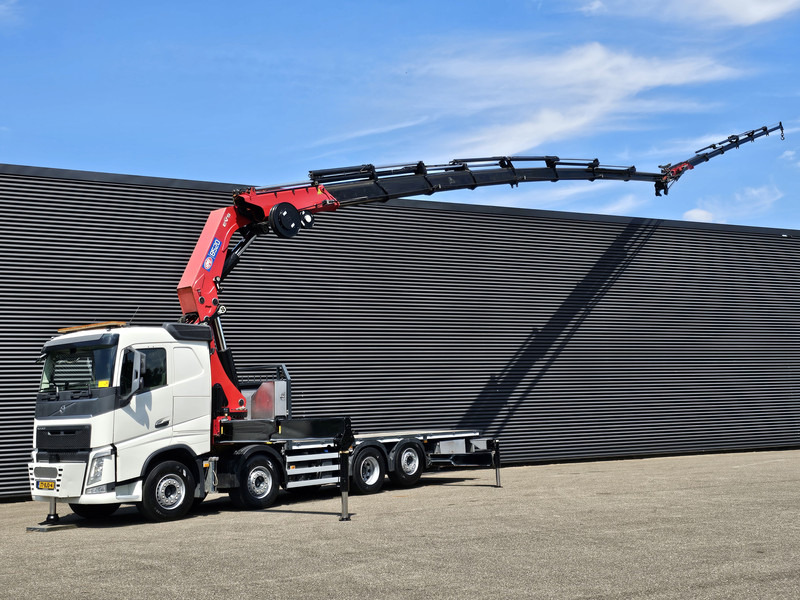 Volvo FH 540 8x2/6 / 85 t/m CRANE + JIB / KRAN / RETARDER - Camion cu macara: Foto 1 Volvo FH 540 8x2/6 / 85 t/m CRANE + JIB / KRAN / RETARDER - Camion cu macara: Foto 1