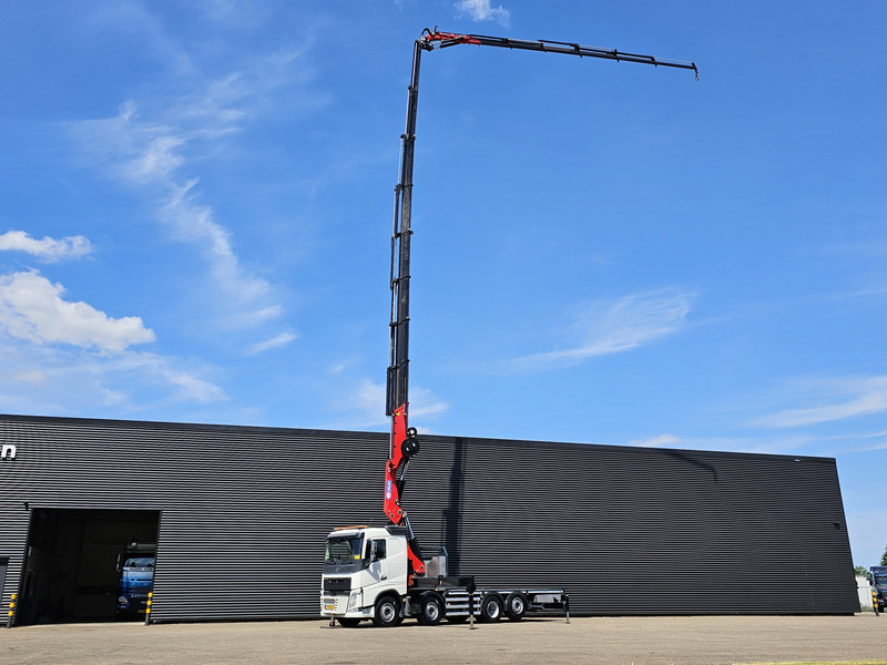 Volvo FH 540 8x2/6 / 85 t/m CRANE + JIB / KRAN / RETARDER - Camion platformă, Camion cu macara: Foto 2 Volvo FH 540 8x2/6 / 85 t/m CRANE + JIB / KRAN / RETARDER - Camion platformă, Camion cu macara: Foto 2