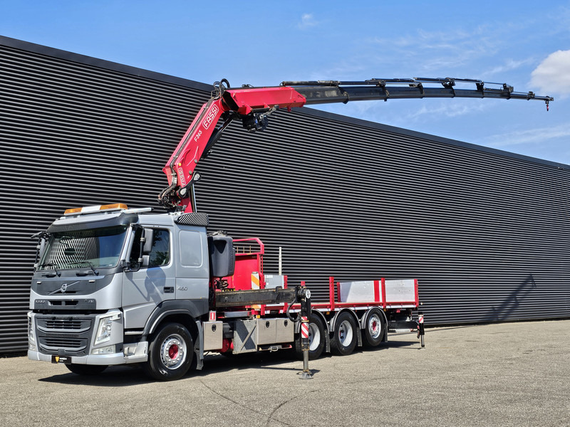 Volvo FM 460 8x4-4 / FASSI 36.5 t/m -8 x EXTENSION + WINCH - Camion cu macara: Foto 1 Volvo FM 460 8x4-4 / FASSI 36.5 t/m -8 x EXTENSION + WINCH - Camion cu macara: Foto 1