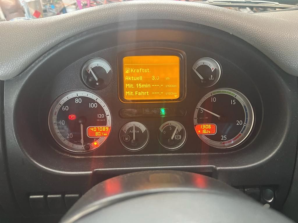 DAF CF 85.460 6X2 VDL Absetzer Top Zustand Retarder DAF CF 85.460 6X2 VDL Absetzer Top Zustand Retarder - Camion container de gunoi: Foto 2 DAF CF 85.460 6X2 VDL Absetzer Top Zustand Retarder DAF CF 85.460 6X2 VDL Absetzer Top Zustand Retarder - Camion container de gunoi: Foto 2