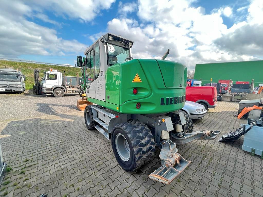Liebherr A 912 Compact 3X Löffel 3 X Buckets Liebherr A 912 Compact guter Zustand - Excavator pe roţi: Foto 4 Liebherr A 912 Compact 3X Löffel 3 X Buckets Liebherr A 912 Compact guter Zustand - Excavator pe roţi: Foto 4