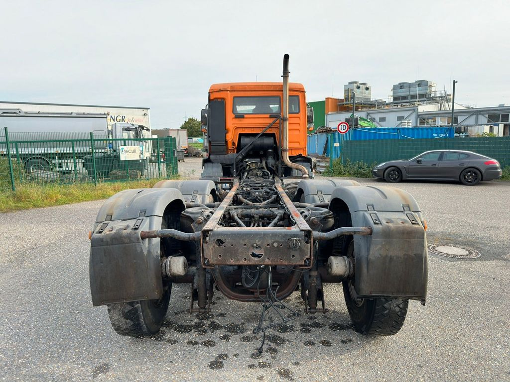 MAN 26.310 6x2 Fahrgestell Lift & Lenkachse MAN 26.310 6x2 Fahrgestell Lift & Lenkachse - Camion şasiu: Foto 5 MAN 26.310 6x2 Fahrgestell Lift & Lenkachse MAN 26.310 6x2 Fahrgestell Lift & Lenkachse - Camion şasiu: Foto 5