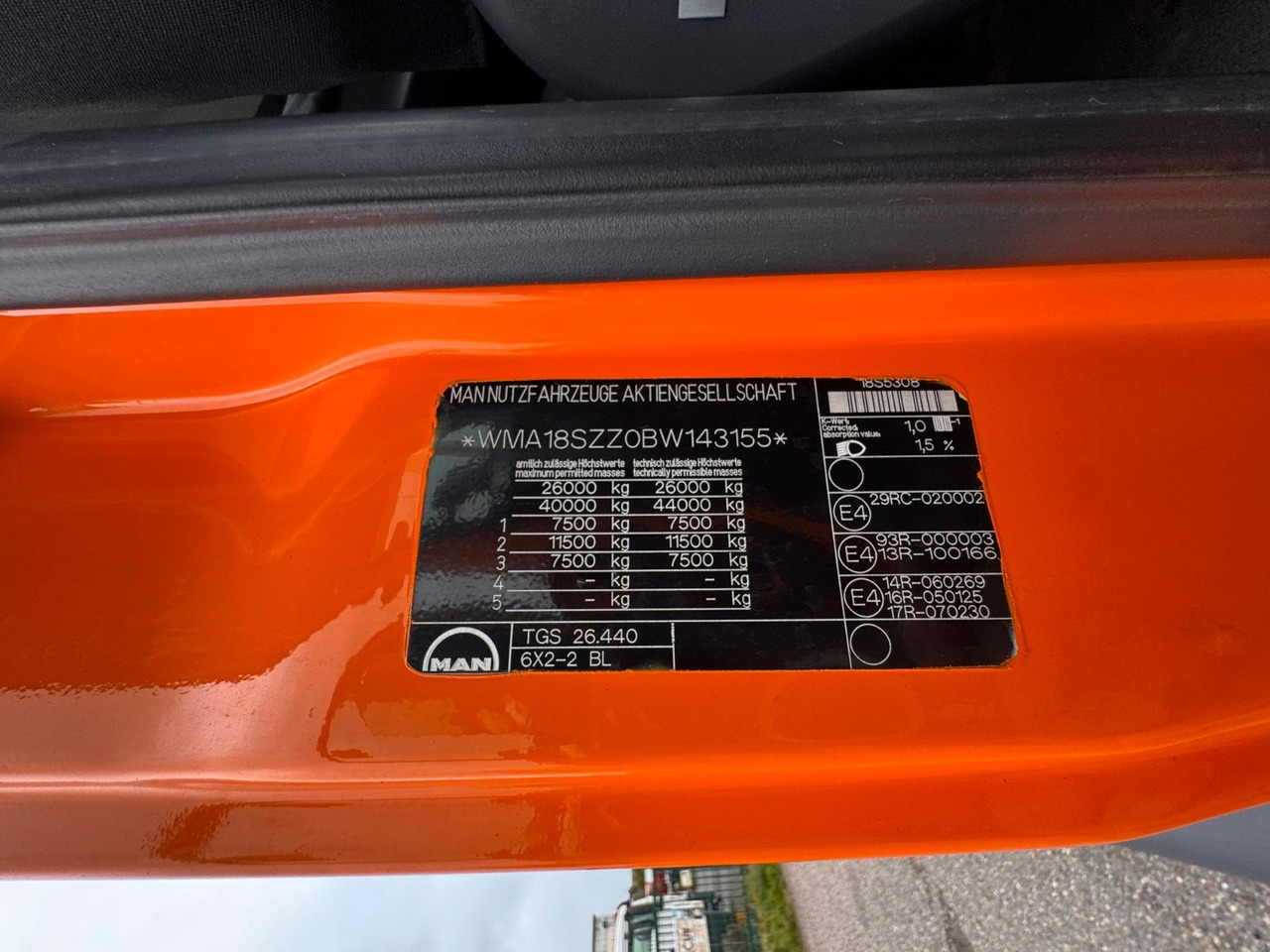 MAN 26.40 6X2 Meiller RK 20.70 mit Funk - Camion cu cârlig: Foto 3 MAN 26.40 6X2 Meiller RK 20.70 mit Funk - Camion cu cârlig: Foto 3